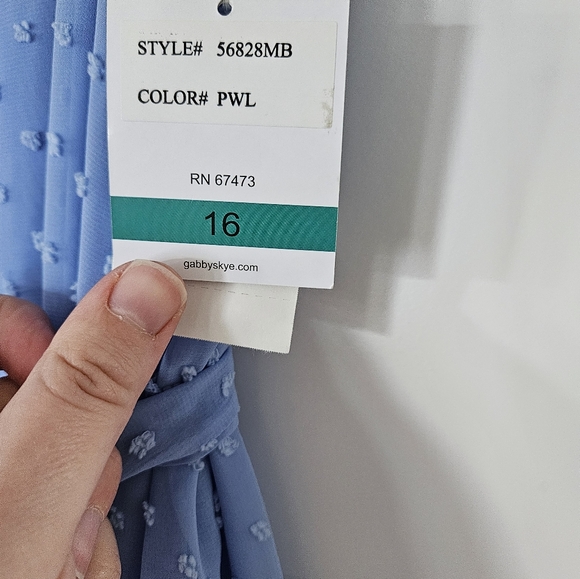 Gabby Skye sleeveless dress - Picture 6 of 7